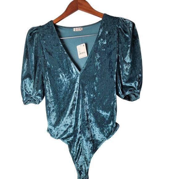 Intimately Free People Velvet Bodysuit XS Teal Crushed Puff Sleeve Romantic NWT - Picture 1 of 8